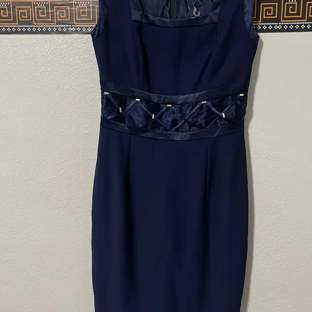 Beautiful dress it’s small